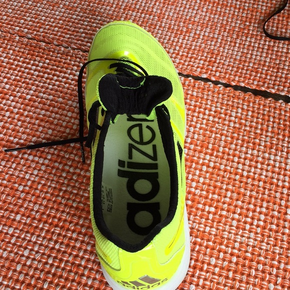 Adizero Hagio Size 9 - Picture 3 of 5